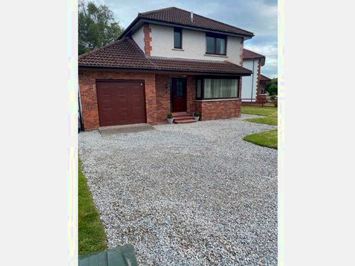 3 Bedroom Detached House To Rent In Riverside Park, Lochyside, Fort William, PH33