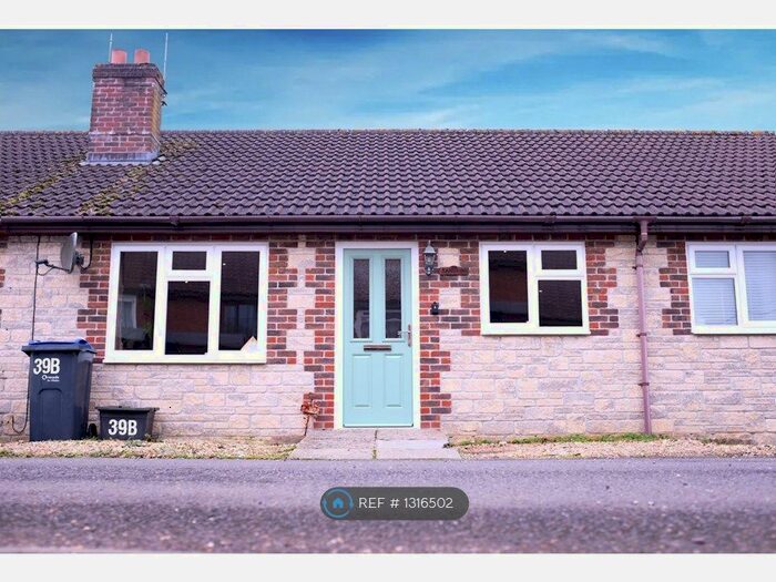 2 Bedroom Bungalow To Rent In Vicarage Street, Warminster BA12