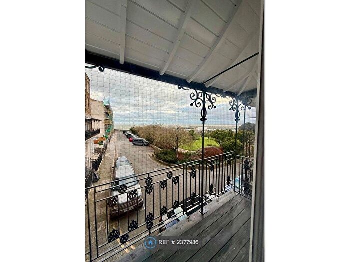 2 Bedroom Flat To Rent In Albion Place, Ramsgate, CT11