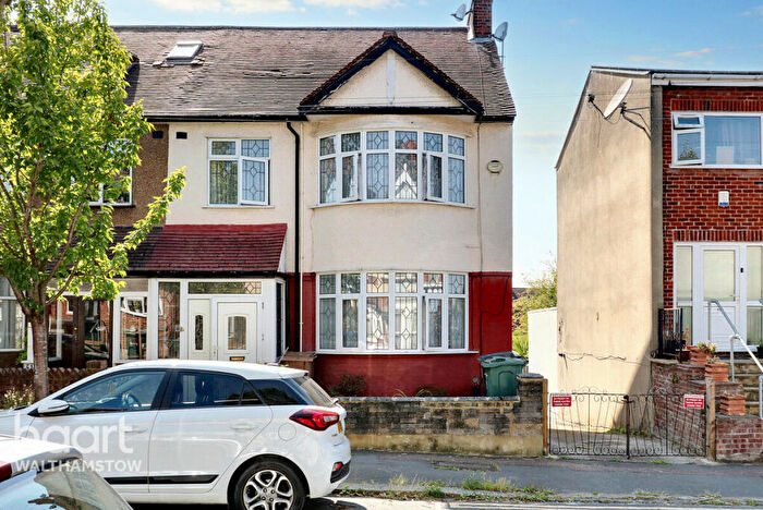 3 Bedroom Semi-Detached House For Sale In Ulverston Road, Walthamstow, E17