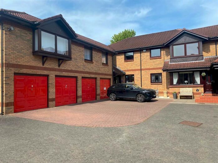 2 Bedroom Flat To Rent In Banchory Road, Wishaw, ML2