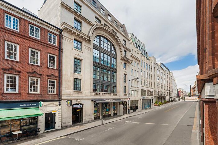 2 Bedroom Flat For Sale In The Pathe Building, Wardour Street, Soho, London, United Kingdom, Soho, W1F