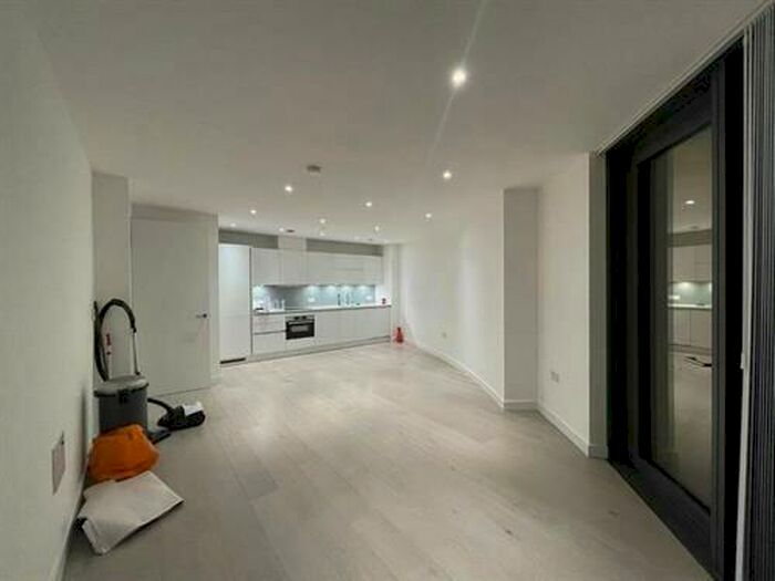 1 Bedroom Apartment To Rent In City North West Tower Goodwin Street London, N4