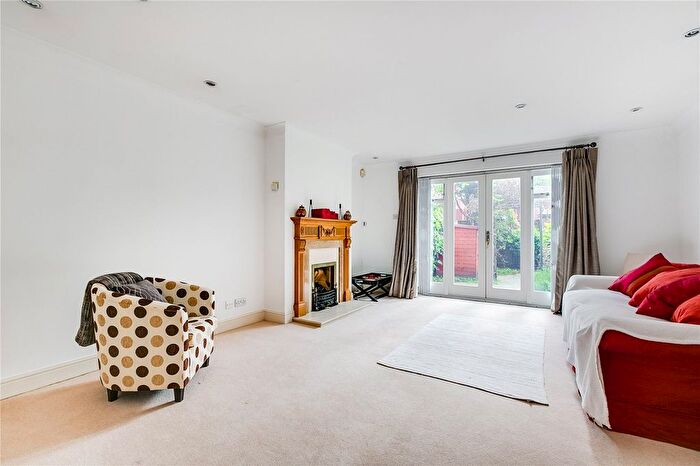 4 Bedroom Terraced House To Rent In Hurlingham Square, Peterborough Road, SW6