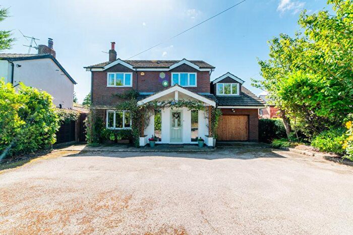 5 Bedroom Detached House For Sale In Holmeswood Road, Rufford, L40