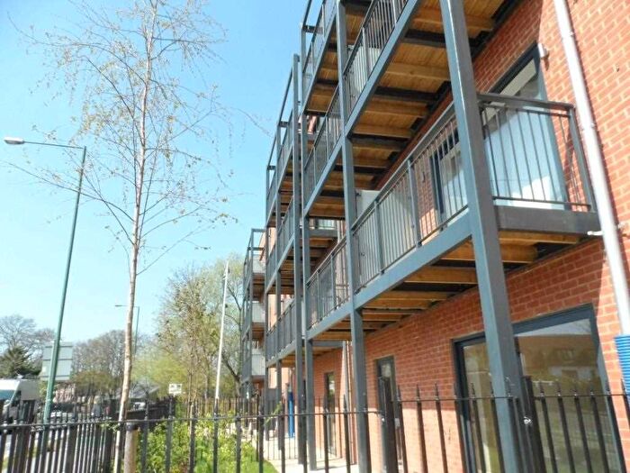 2 Bedroom Flat To Rent In Forty Avenue, Wembley, HA9