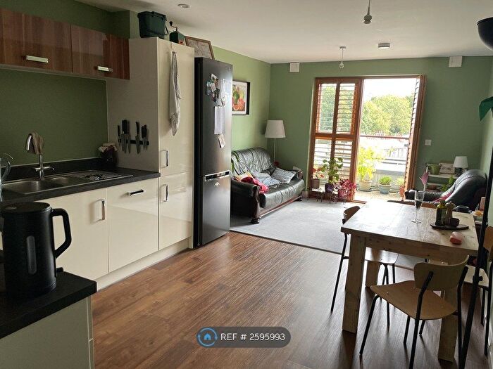 2 Bedroom Flat To Rent In Brighton, Brighton, BN1