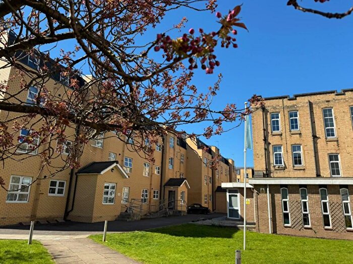 2 Bedroom Apartment To Rent In Beverley Road, Hull, East Riding Of Yorkshire, HU6