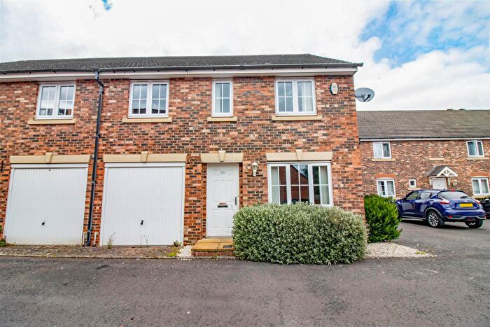 4 Bedroom Semi-Detached House For Sale In Chipchase Mews, Great Park, Newcastle Upon Tyne, NE3