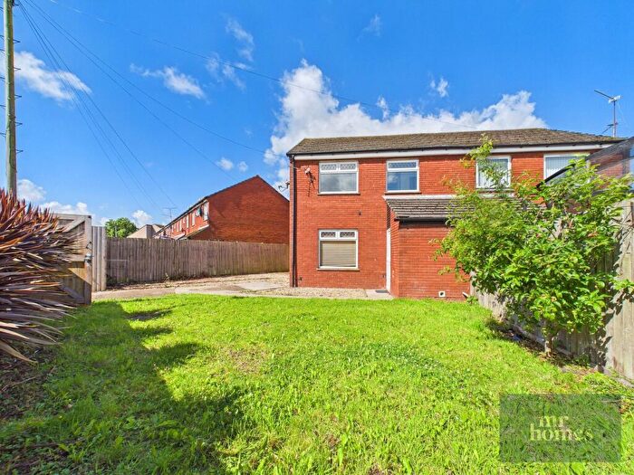 3 Bedroom Semi Detached House For Sale In Holmesdale Street, Grangetown, Cardiff, CF11