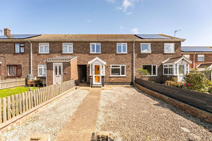 3 Bedroom Terraced House For Sale In Lighthouse Close, Happisburgh, NR12