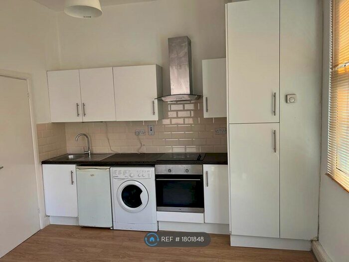 1 Bedroom Semi-Detached House To Rent In Churchill Road, London, NW2