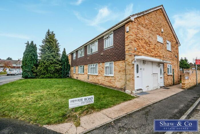 2 Bedroom Maisonette To Rent In Sutton Hall Road, Heston, Hounslow TW5