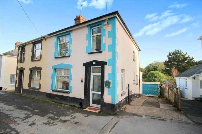 3 Bedroom Semi-Detached House For Sale In Brookfield, Bideford, Devon, EX39