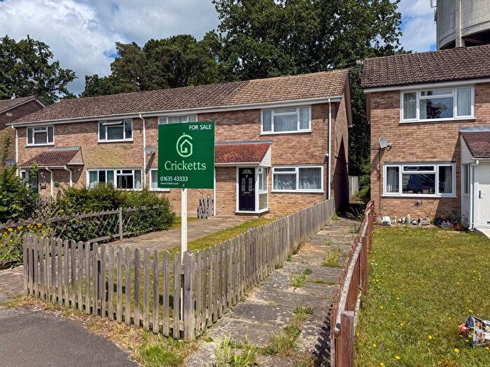 2 Bedroom Terraced House For Sale In Goodwin Walk, Newbury, RG14