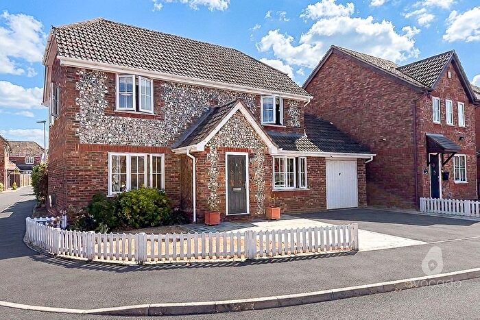 4 Bedroom Detached House For Sale In Atte Lane, Warfield, Berkshire, RG42