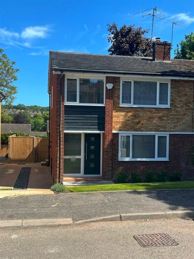 3 Bedroom Semi-Detached House To Rent In Coombe Gardens, Berkhamsted, HP4