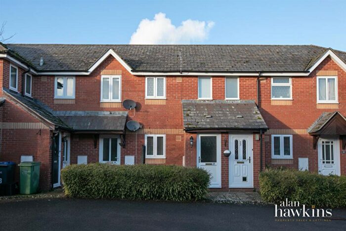 1 Bedroom Maisonette For Sale In Willis Way, Purton, Swindon, SN5