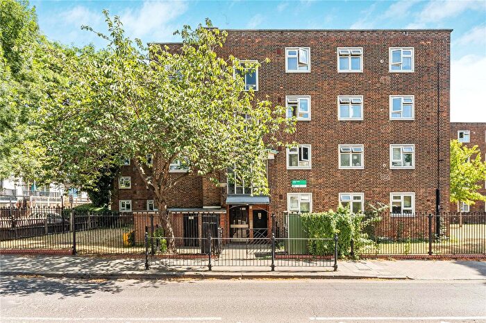 1 Bedroom Flat For Sale In King Henrys Walk, London, N1