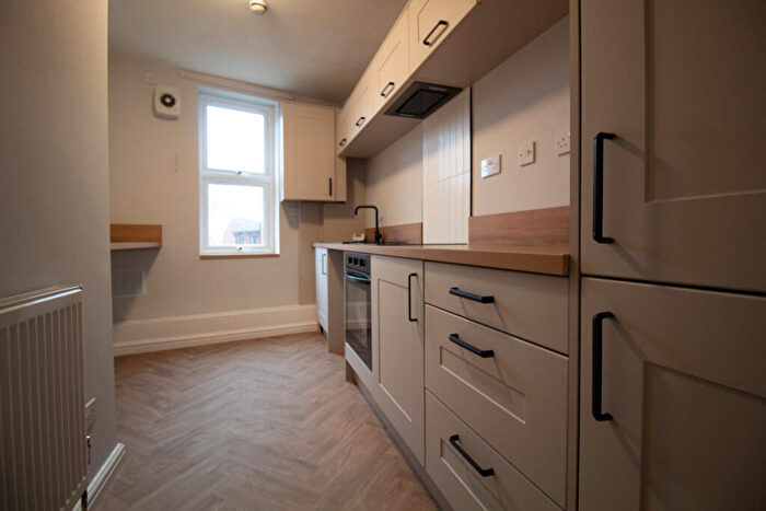 1 Bedroom Flat To Rent In Eland Street, Nottingham, NG7