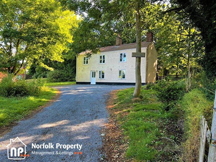 2 Bedroom Cottage To Rent In Limpenhoe, NR13