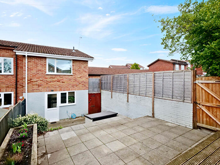 2 Bedroom End Of Terrace House For Sale In Sycamore Close, Creekmoor, Poole, BH17