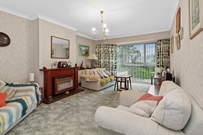 3 Bedroom Detached Bungalow For Sale In Old Mill Lane, Polegate, BN26
