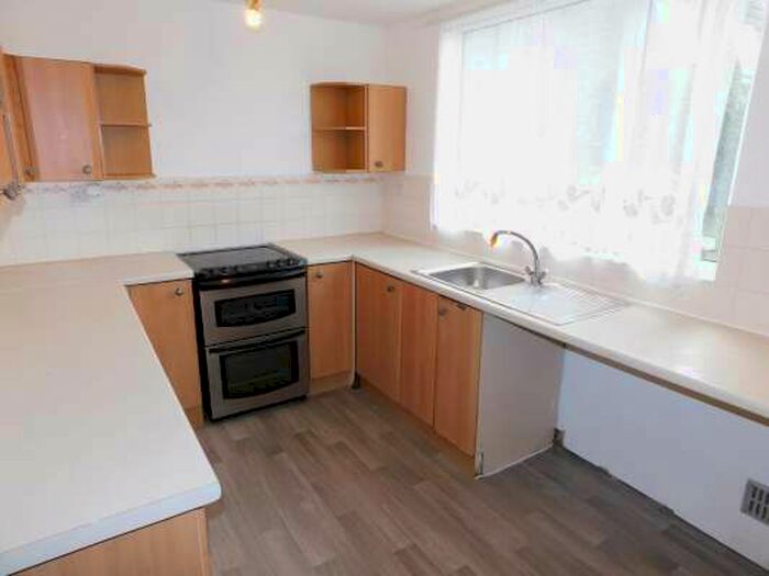 3 Bedroom Link Detached House To Rent In Howland, Orton Goldhay, Peterborough PE2