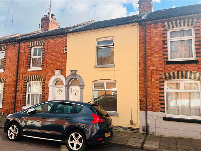 2 Bedroom Terraced House For Sale In Cloutsham Street, The Mounts, Northampton, NN1