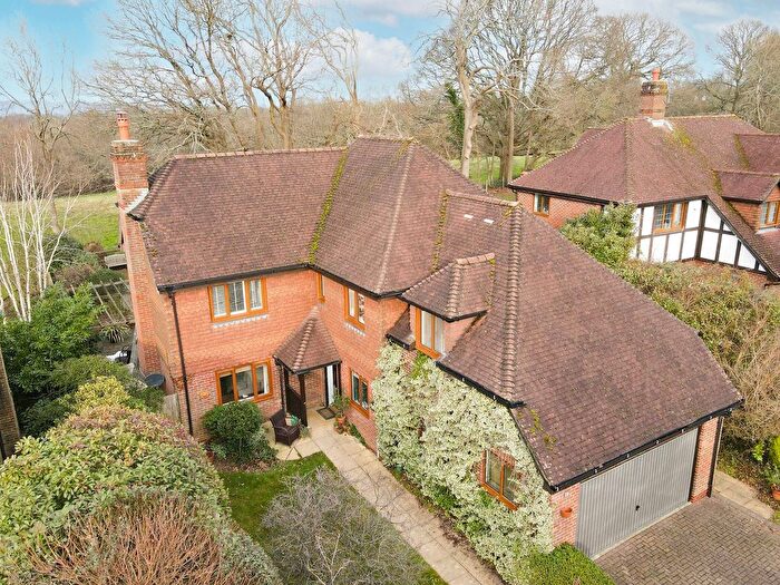 4 Bedroom Detached House For Sale In Steeres Hill, Horsham, West Sussex, RH12