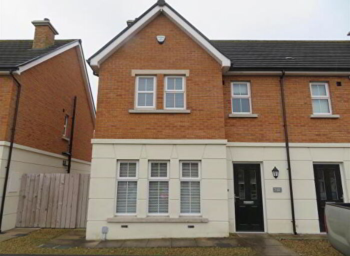 3 Bedroom Semi-Detached House For Sale In Charles Baron Mews, Lurgan, BT66
