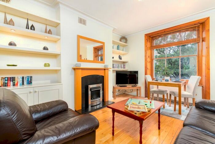 1 Bedroom Flat To Rent In Goldhawk Road, London W12