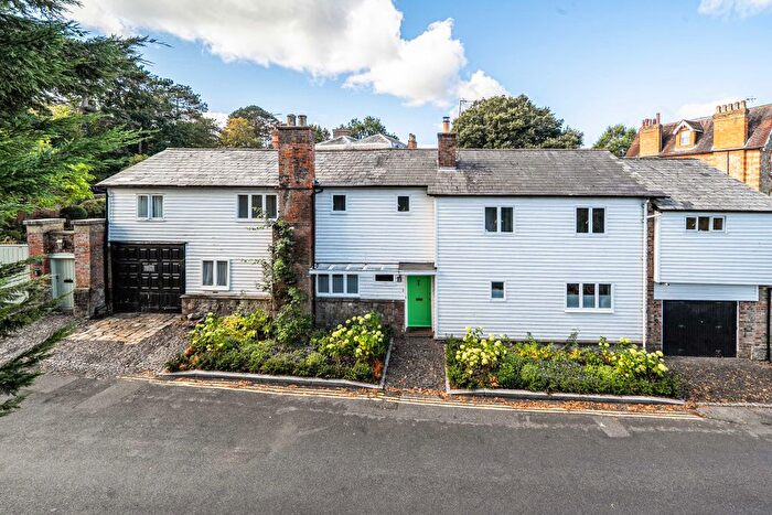 4 Bedroom Detached House For Sale In Park Lane, Sevenoaks, TN13