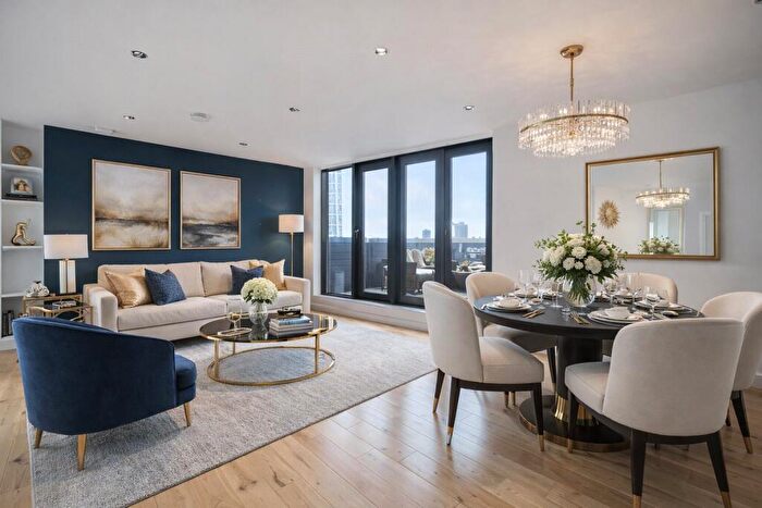 2 Bedroom Apartment For Sale In Taylor Place, London, E3