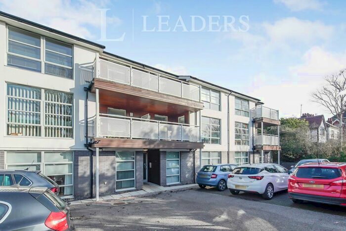 2 Bedroom Flat To Rent In Wilbury Avenue, Hove, BN3