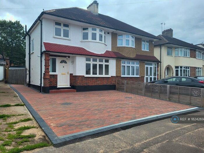 3 Bedroom Semi-Detached House To Rent In Rhodrons Avenue, Chessington, KT9