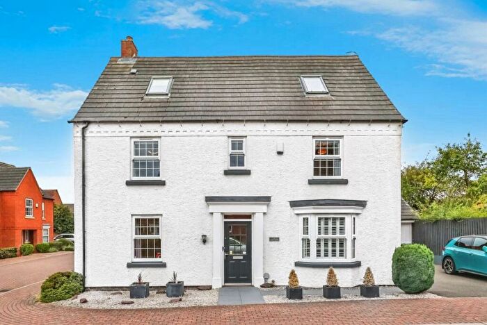 6 Bedroom Detached House For Sale In Osprey Grove, Hucknall, Nottingham, NG15