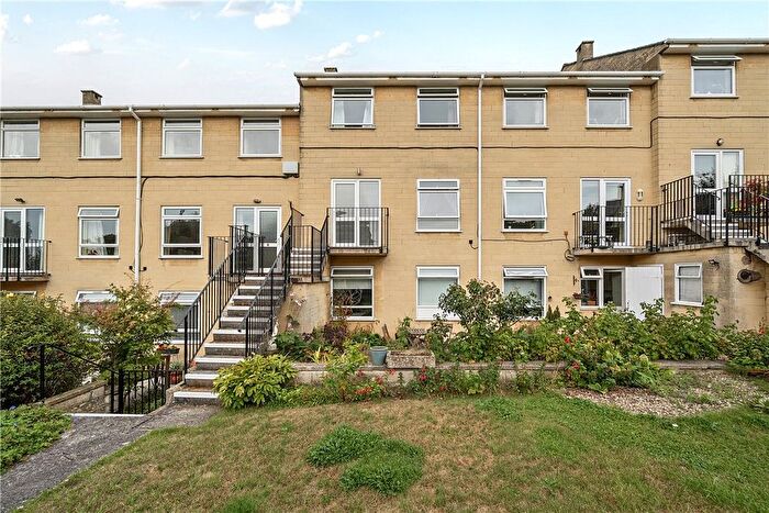 3 Bedroom Flat To Rent In Lansdown Road, Bath, Somerset, BA1