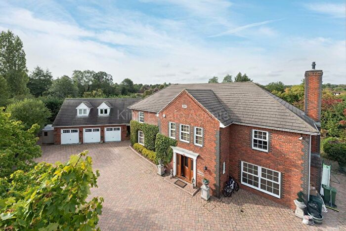 5 Bedroom Detached House To Rent In Hammond Crescent, Willen, Milton Keynes, Buckinghamshire, MK15
