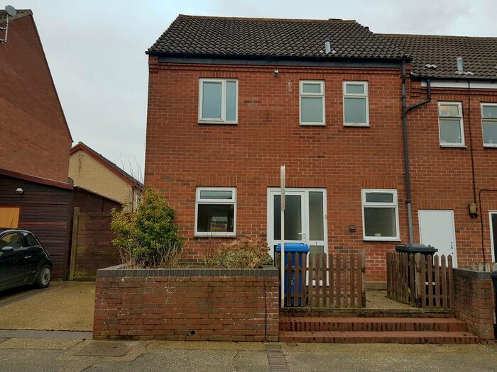 3 Bedroom Terraced House To Rent In Kerville Street, Norwich, NR5