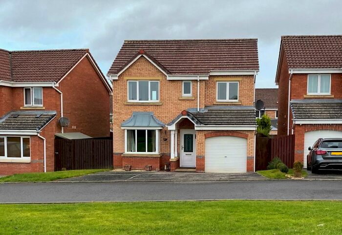 4 Bedroom Detached House To Rent In Threave Loan, Dunfermline, KY11