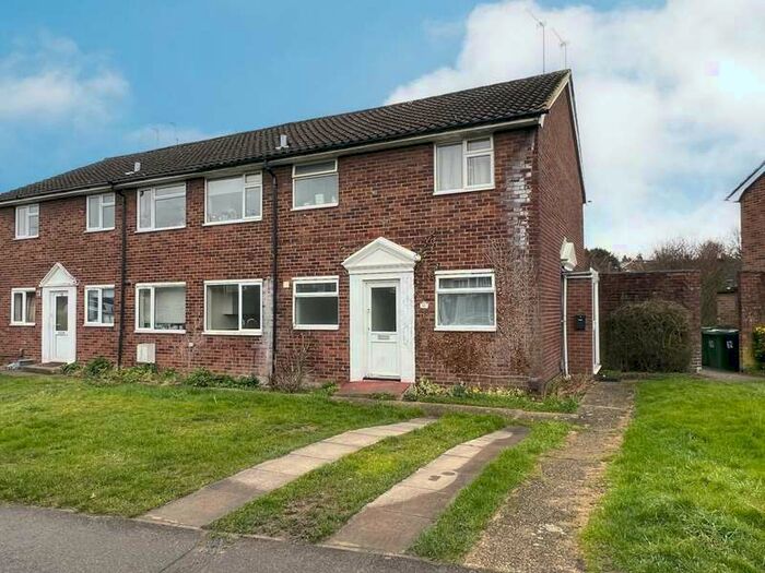 2 Bedroom Ground Maisonette Flat To Rent In Penrith Road, Basingstoke, RG21