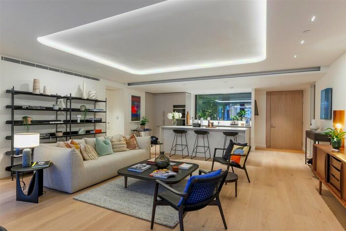 2 Bedroom Flat For Sale In Marylebone Square, Marylebone, W1U
