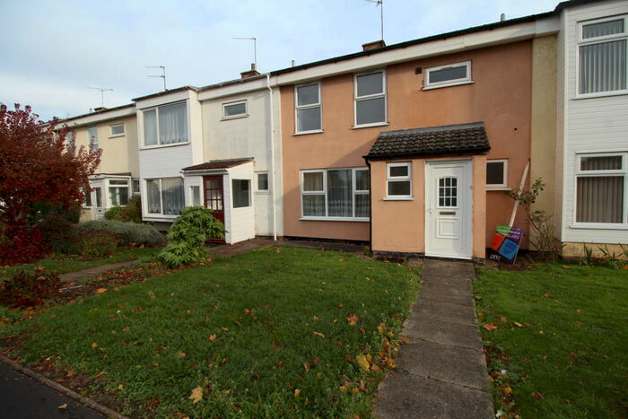 3 Bedroom Terraced House To Rent In Marloes Walk, Sydenham, CV31