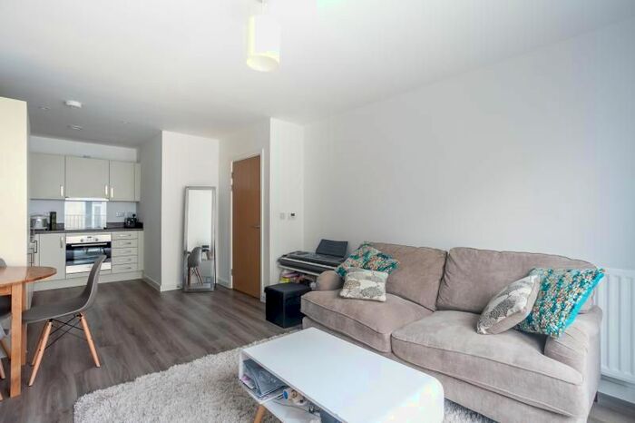 1 Bedroom Flat To Rent In Leopold House, Percy Terrace, Bath, BA2