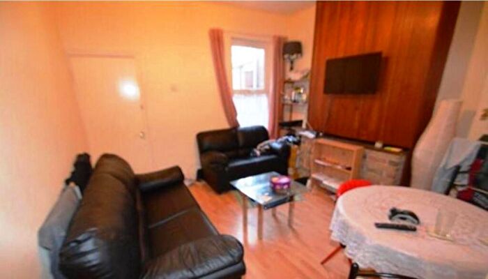 4 Bedroom Terraced House To Rent In Alton Road, Selly Oak, Birmingham, B29