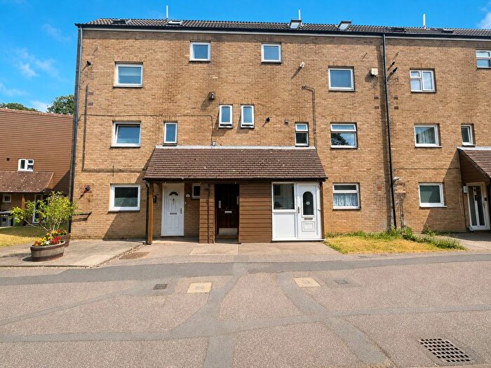 2 Bedroom Flat For Sale In Leighton, Orton Malborne, PE2