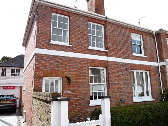 2 Bedroom Cottage To Rent In High Street, Cowden, Edenbridge, TN8