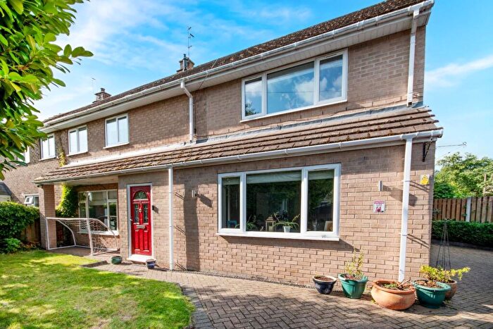 4 Bedroom Semi-Detached House For Sale In Queens Crescent, Bawtry, Doncaster, DN10