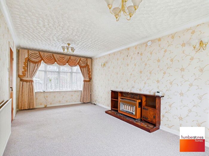 2 Bedroom Bungalow To Rent In Crabbe Street, Stourbridge, West Midlands, DY9